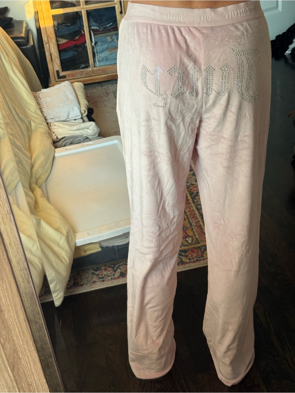 Juicy Couture Pink Velour Lounge Pants with Rhinestone Logo